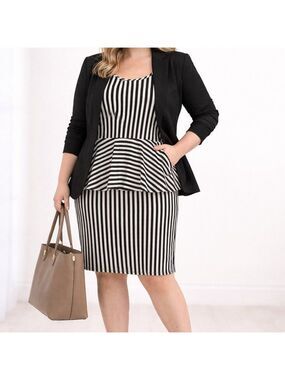 Womens Plus | 🆕️ Black and White Striped Dress |  Rj330-LucL